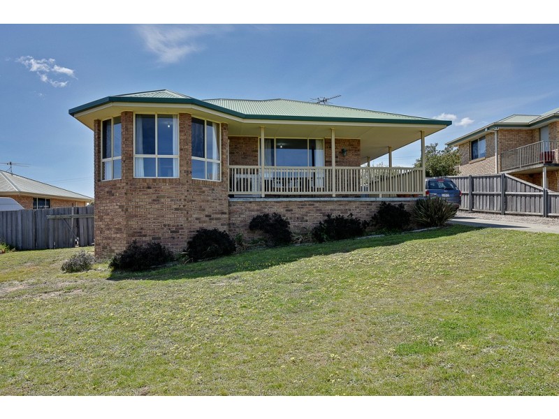 14 Kirabati Road, Midway Point TAS 7171