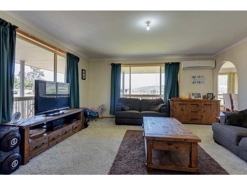 14 Kirabati Road, Midway Point TAS 7171