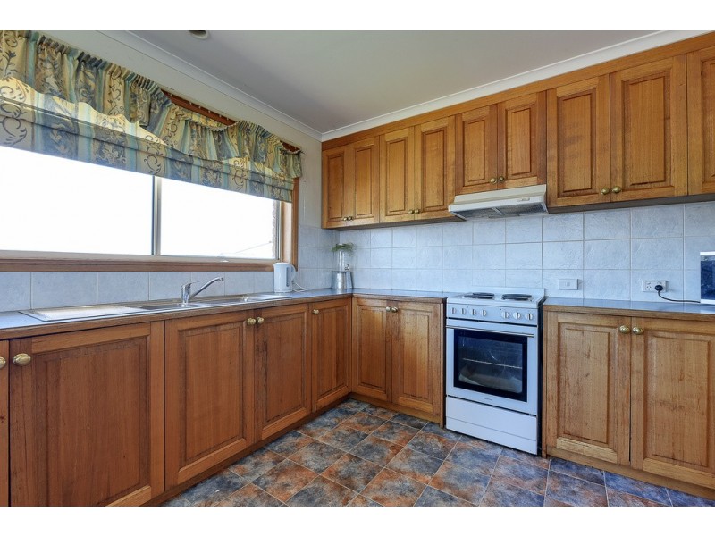 14 Kirabati Road, Midway Point TAS 7171