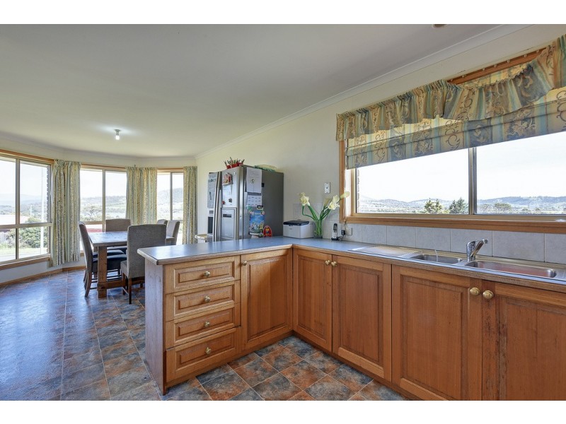 14 Kirabati Road, Midway Point TAS 7171