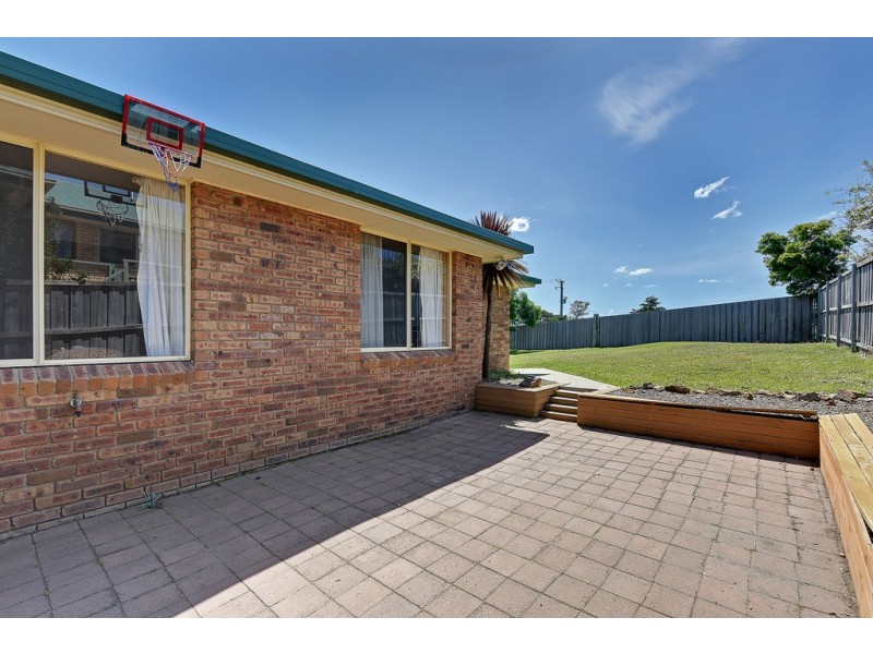14 Kirabati Road, Midway Point TAS 7171