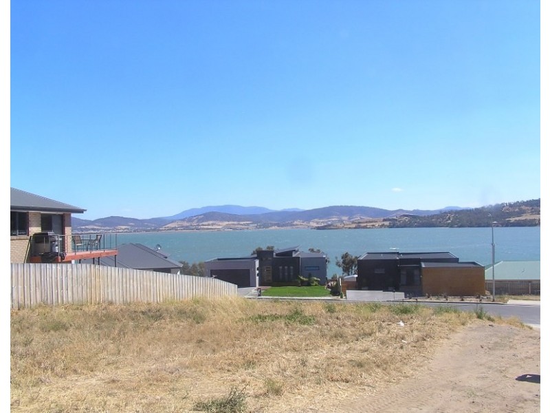 74 Reynolds Road, Midway Point TAS 7171