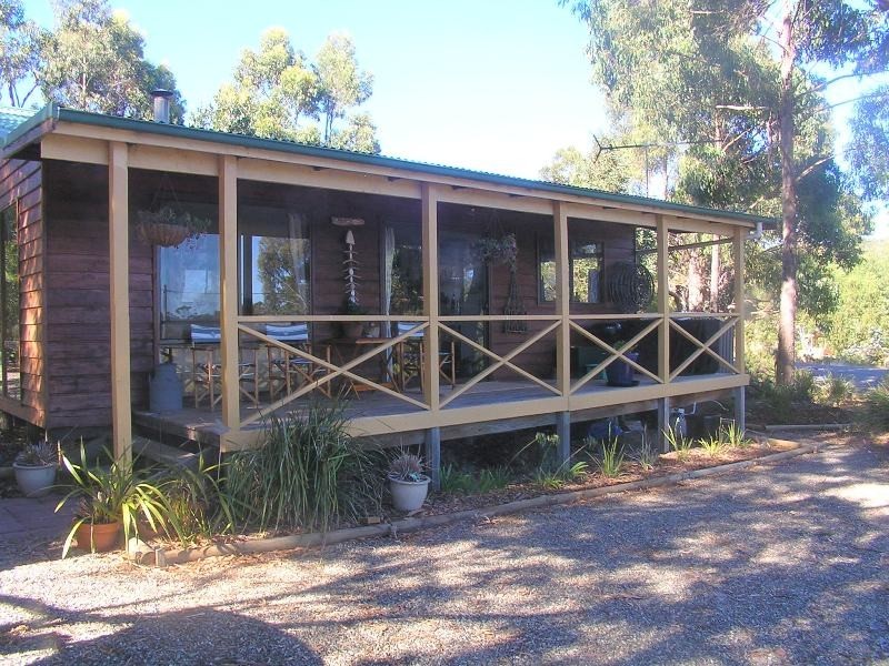 4 Greatbatch Drive, White Beach TAS 7184