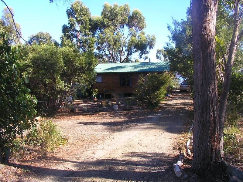 4 Greatbatch Drive, White Beach TAS 7184