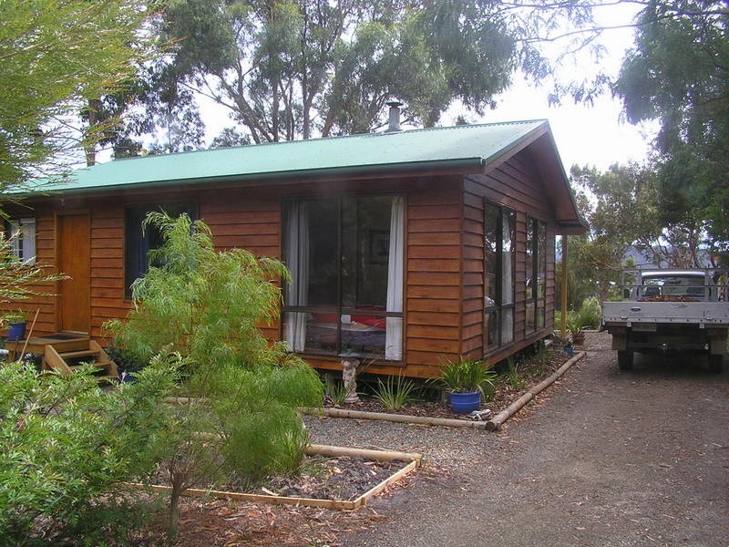 4 Greatbatch Drive, White Beach TAS 7184