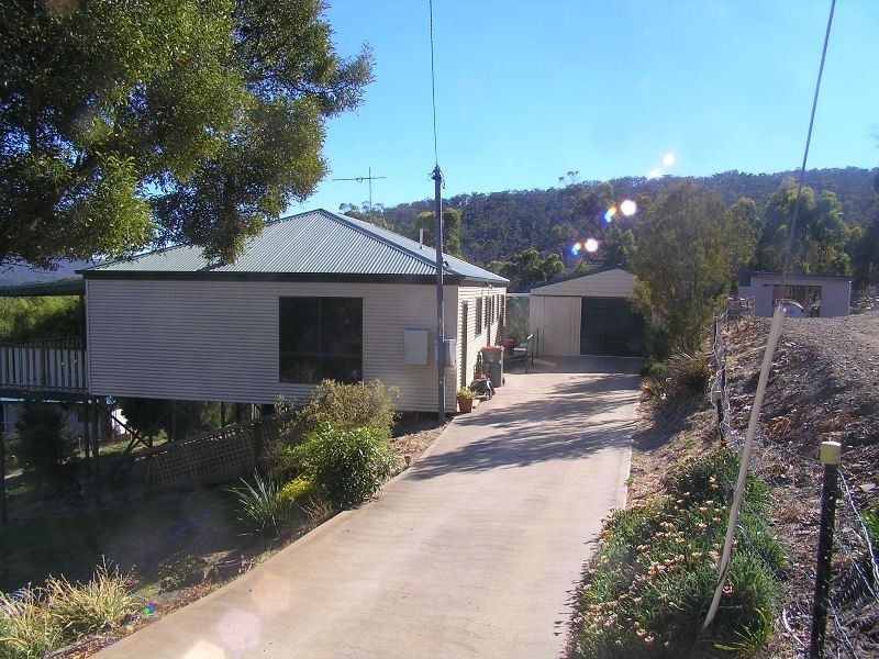 73 Lagoon Road, White Beach TAS 7184