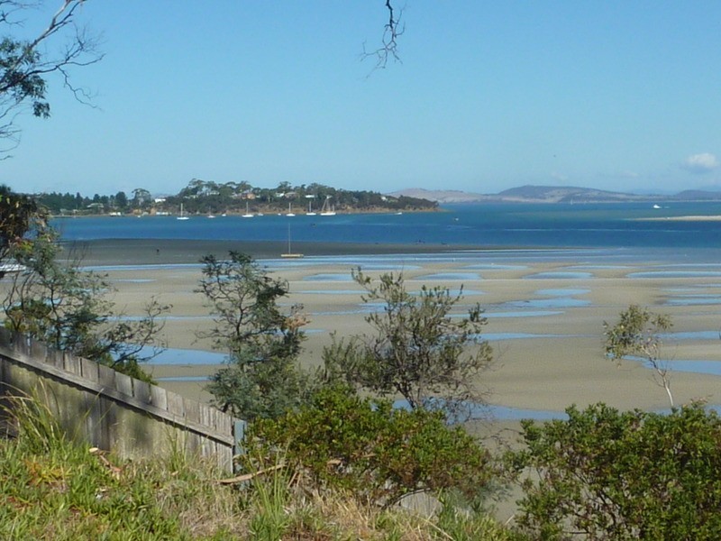 5 Richards Avenue, Dodges Ferry TAS 7173