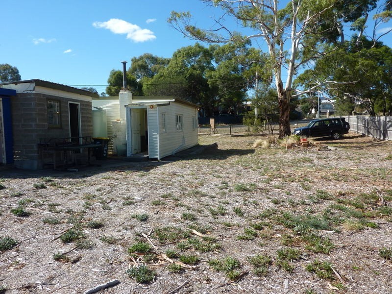 5 Richards Avenue, Dodges Ferry TAS 7173