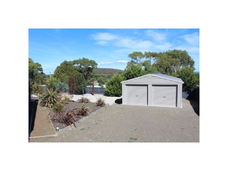 14 Luke Avenue, Carlton TAS 7173