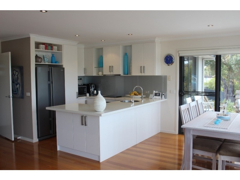 14 Luke Avenue, Carlton TAS 7173