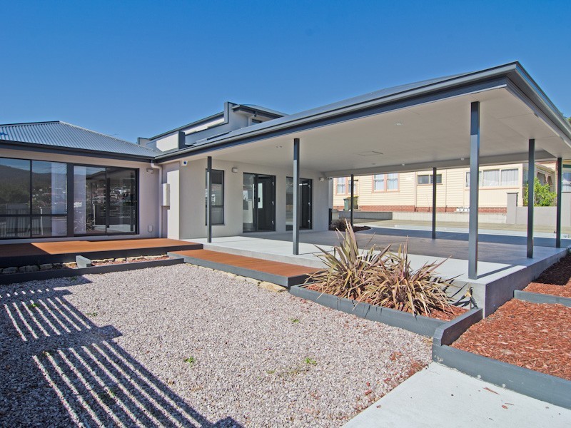 Unit 2-71 Giblin Street, Lenah Valley TAS 7008