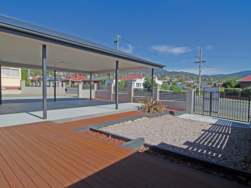Unit 2-71 Giblin Street, Lenah Valley TAS 7008