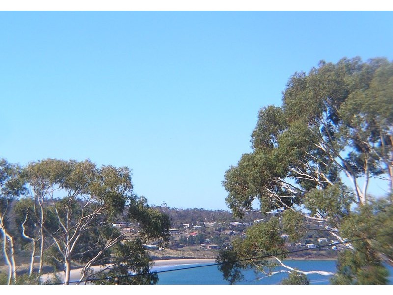 2 Little Falcon Street, Primrose Sands TAS 7173