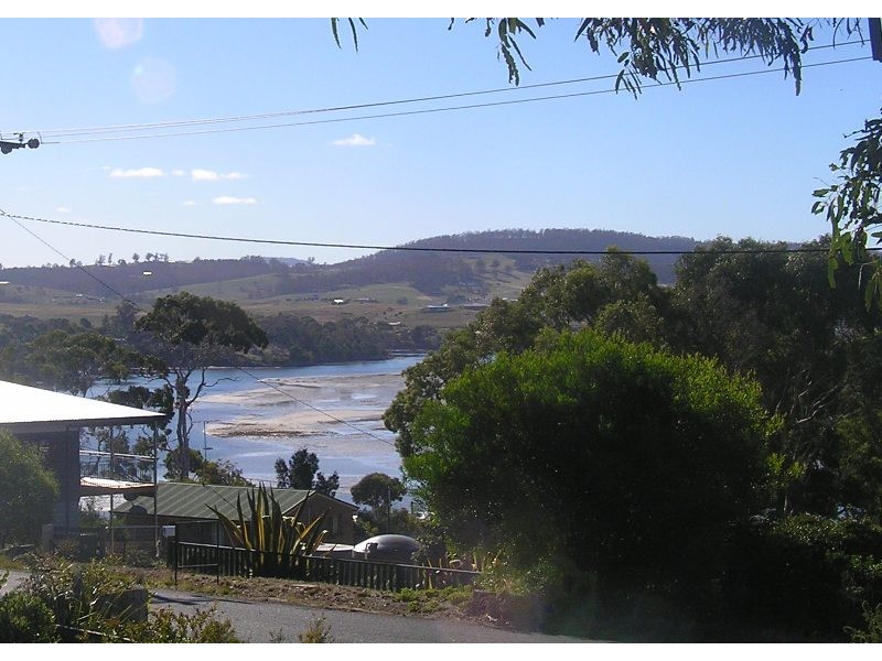 16 Falcon Street, Primrose Sands TAS 7173