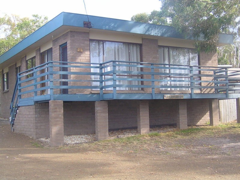 16 Falcon Street, Primrose Sands TAS 7173