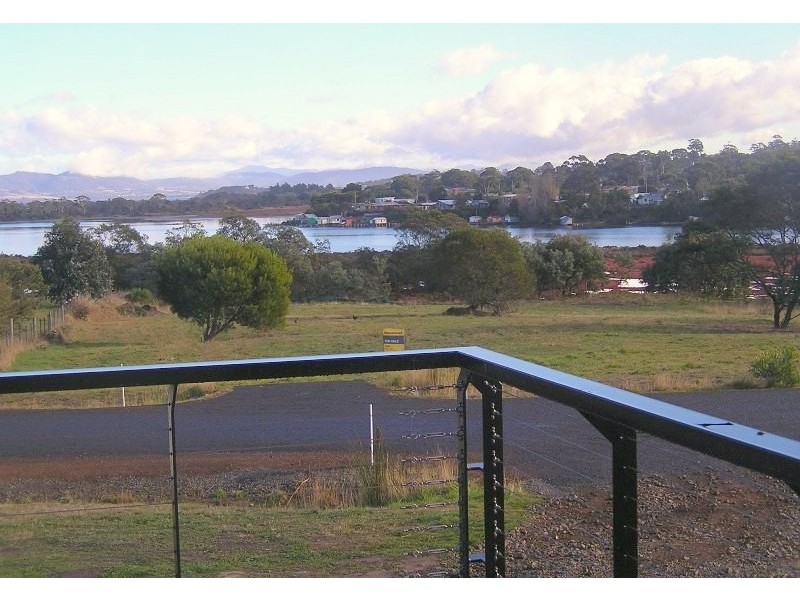 35 Colleen Crescent, Primrose Sands TAS 7173
