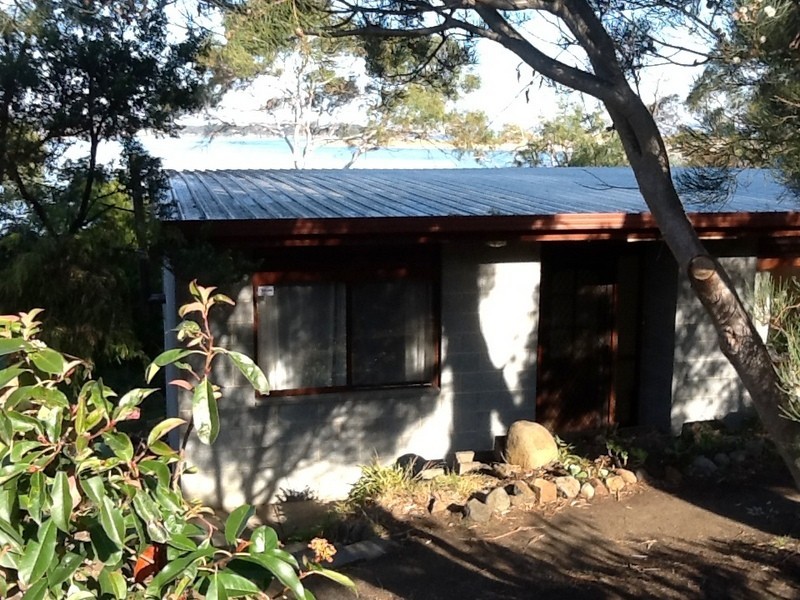215 Lewisham Scenic Drive, Lewisham TAS 7173
