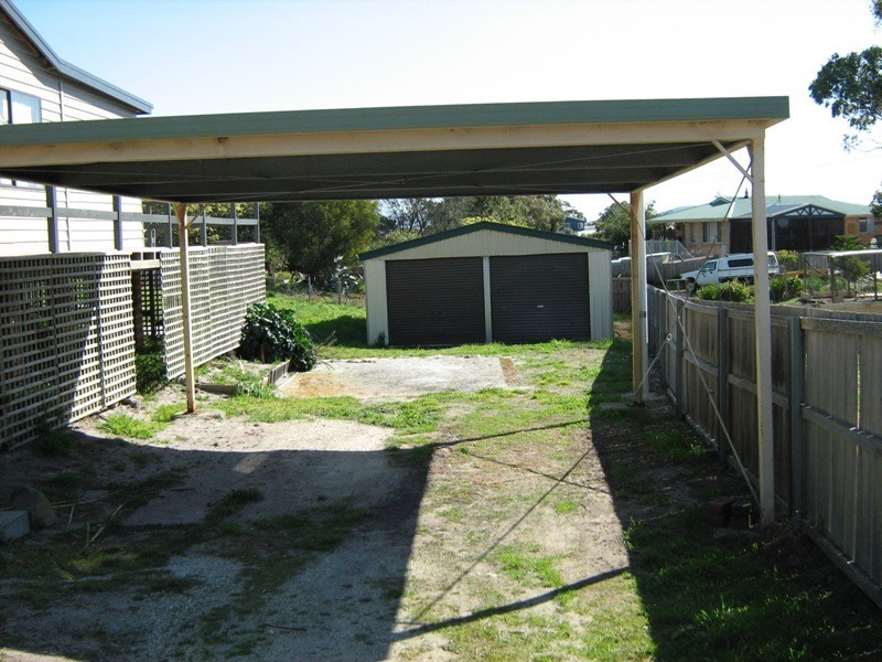 4 Chaffeys Drive, Dodges Ferry TAS 7173