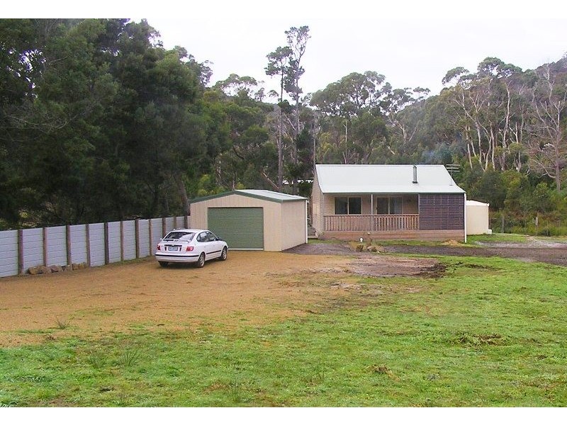 131 White Beach Road, White Beach TAS 7184