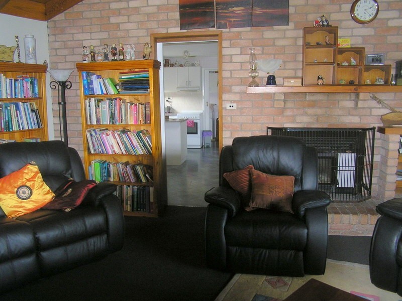 10 Bay Road, Midway Point TAS 7171