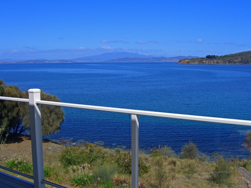 37 Grevillea Street, Primrose Sands TAS 7173