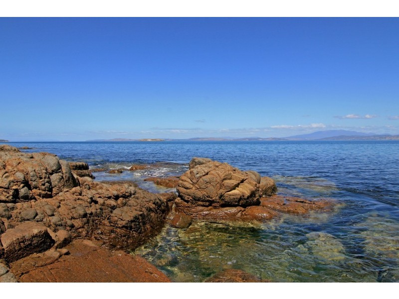 37 Grevillea Street, Primrose Sands TAS 7173