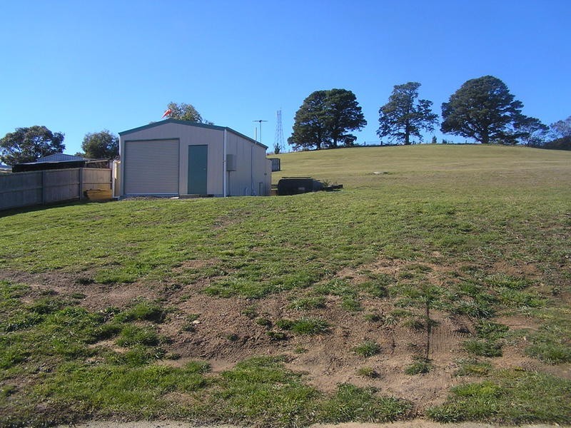 6 Howells Place, Triabunna TAS 7190
