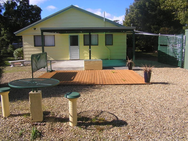 37 Beach Street, White Beach TAS 7184