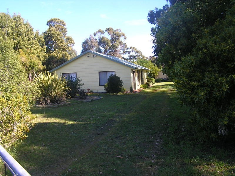 37 Beach Street, White Beach TAS 7184