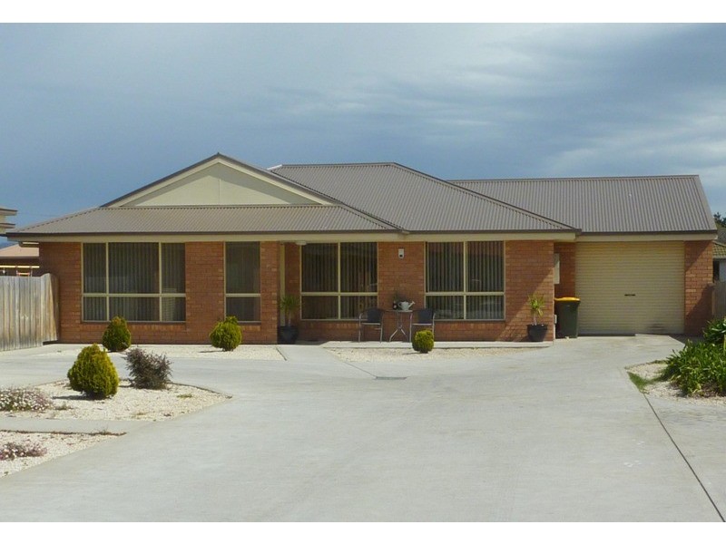 2/25 Walker Street, Sorell TAS 7172