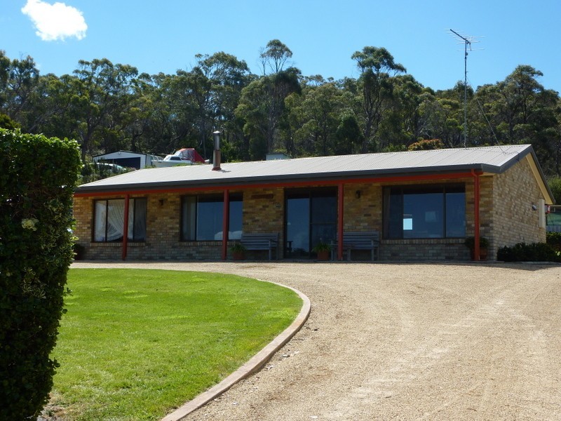 144 Apex Point Road, White Beach TAS 7184