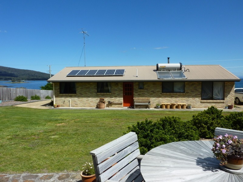 144 Apex Point Road, White Beach TAS 7184