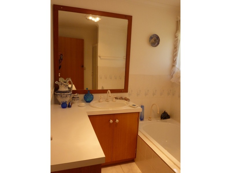 144 Apex Point Road, White Beach TAS 7184