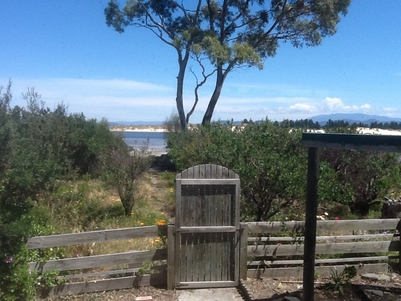 7 Creek Street, Lewisham TAS 7173