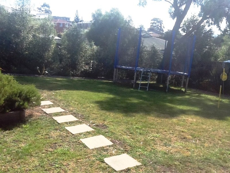 4 Suncrest Street, Midway Point TAS 7171