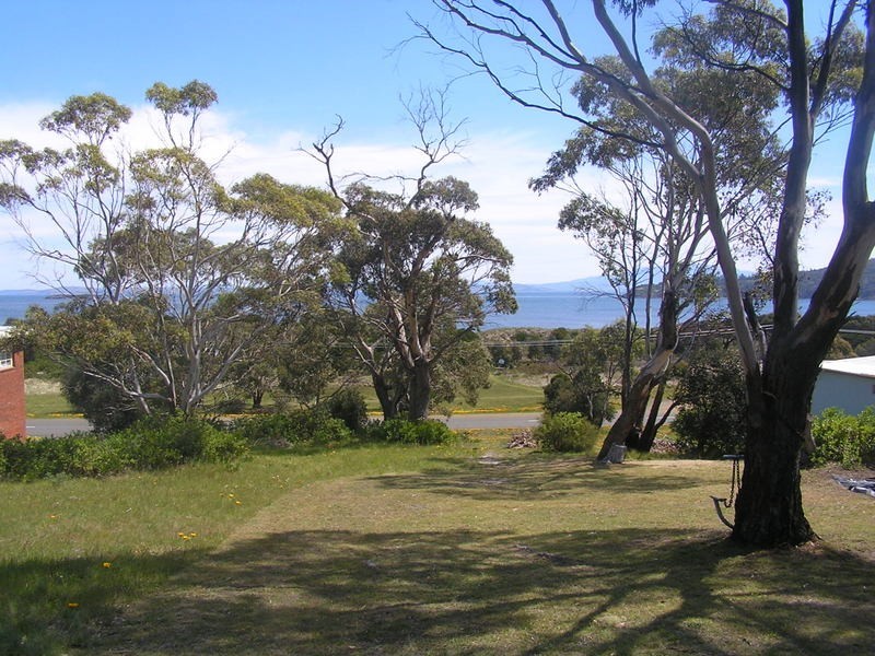 33 Myrica Street, Primrose Sands TAS 7173