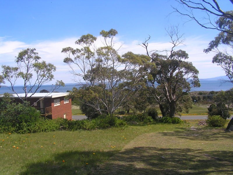 33 Myrica Street, Primrose Sands TAS 7173