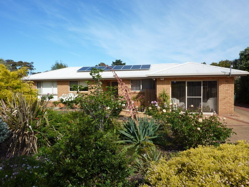 6 Waterloo Road, Swansea TAS 7190