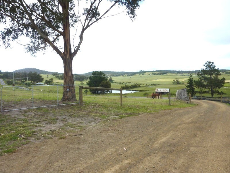 855 Arthur Highway, Forcett TAS 7173