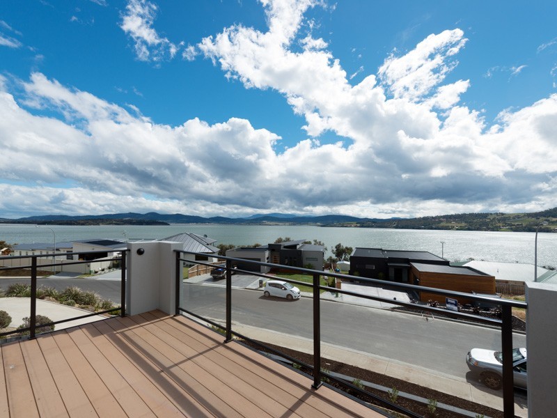 74 Reynolds Road, Midway Point TAS 7171