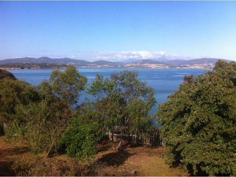 72 Penna Road, Midway Point TAS 7171