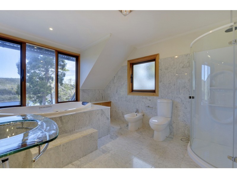 236 Old Jetty Road, Eaglehawk Neck TAS 7179