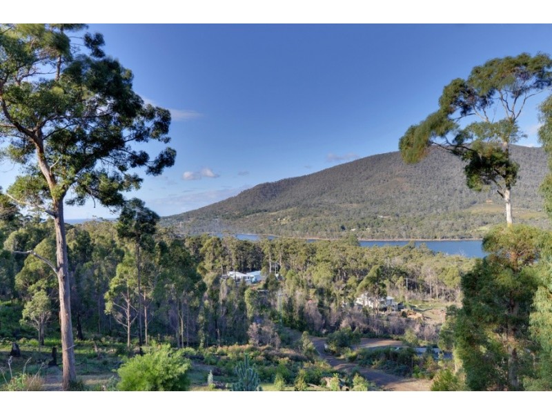 236 Old Jetty Road, Eaglehawk Neck TAS 7179