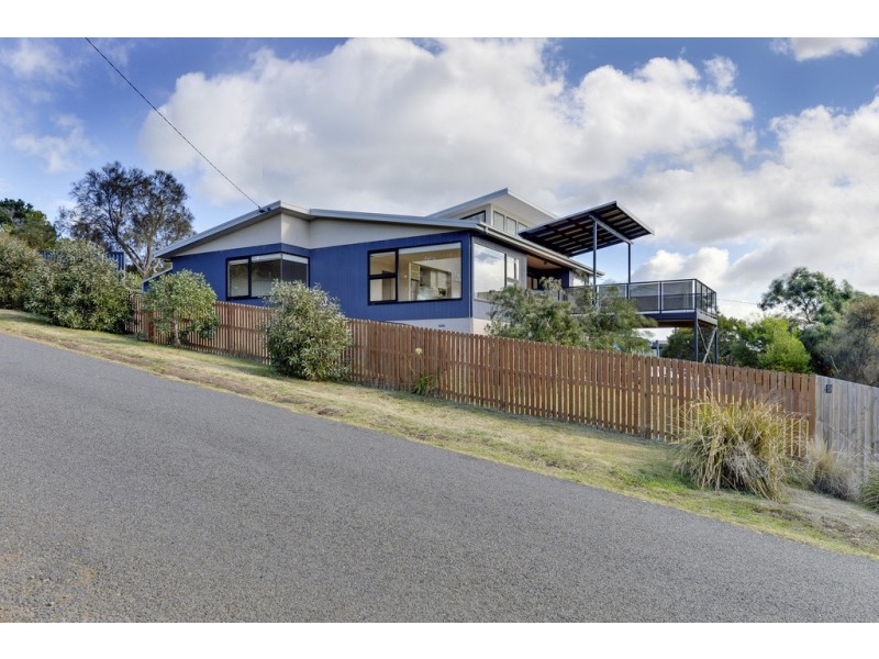 9 Warrantena Street, Dodges Ferry TAS 7173