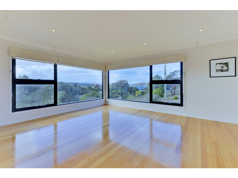 9 Warrantena Street, Dodges Ferry TAS 7173