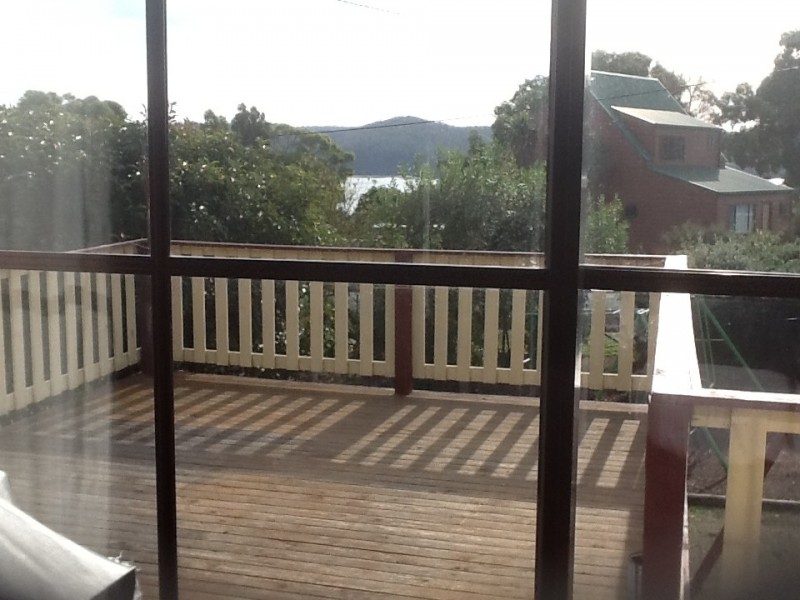 14 Wedge Avenue, White Beach TAS 7184