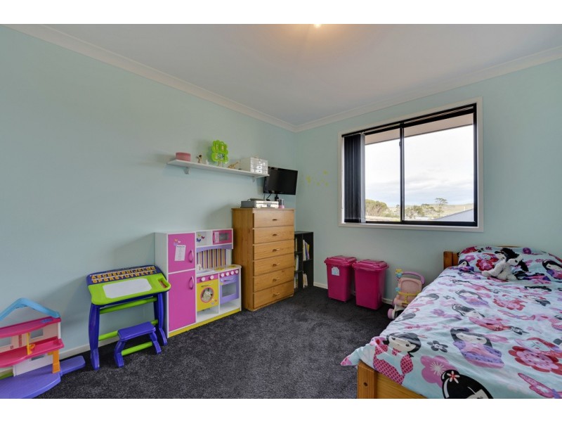 68 Oakdowns Parade, Oakdowns TAS 7019