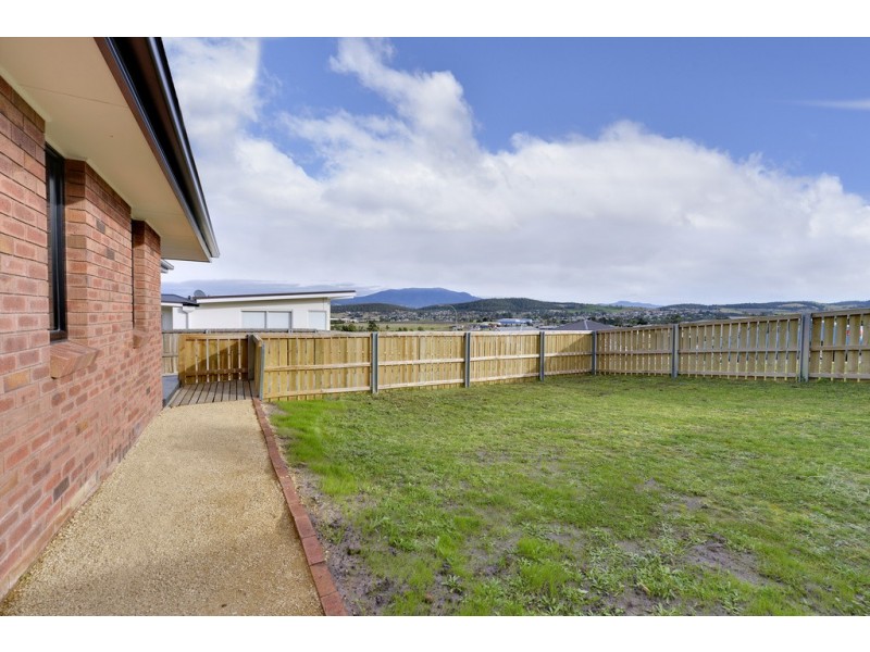 68 Oakdowns Parade, Oakdowns TAS 7019