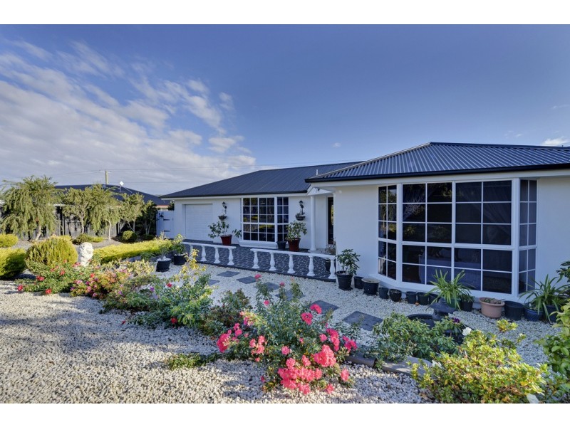 15 Caitlin Court, Midway Point TAS 7171