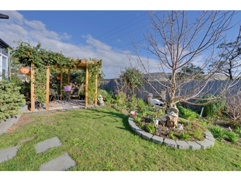 15 Caitlin Court, Midway Point TAS 7171